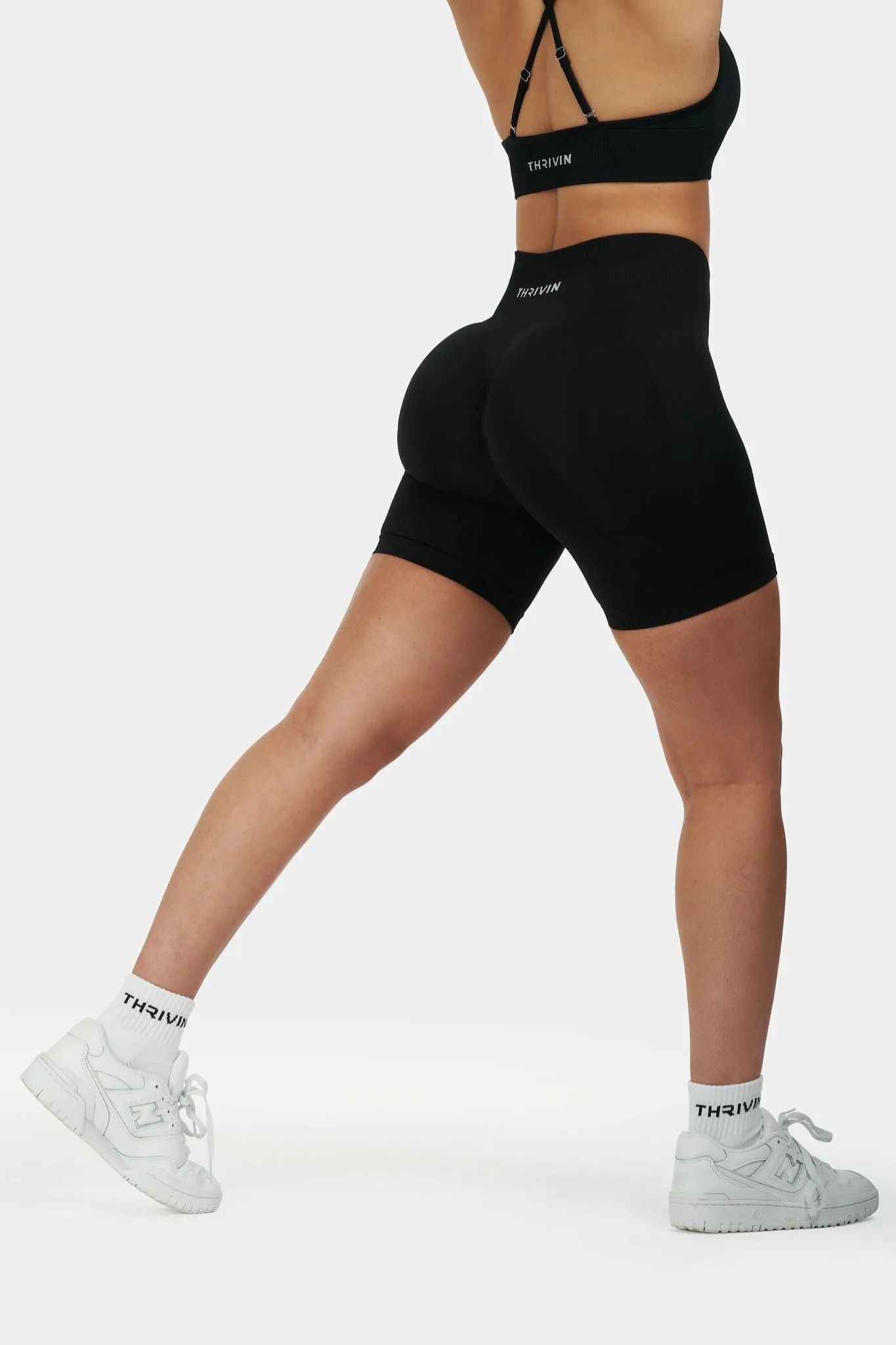 Arise - Seamless Sculpt Ribbed Contour Shorts - Pure Black