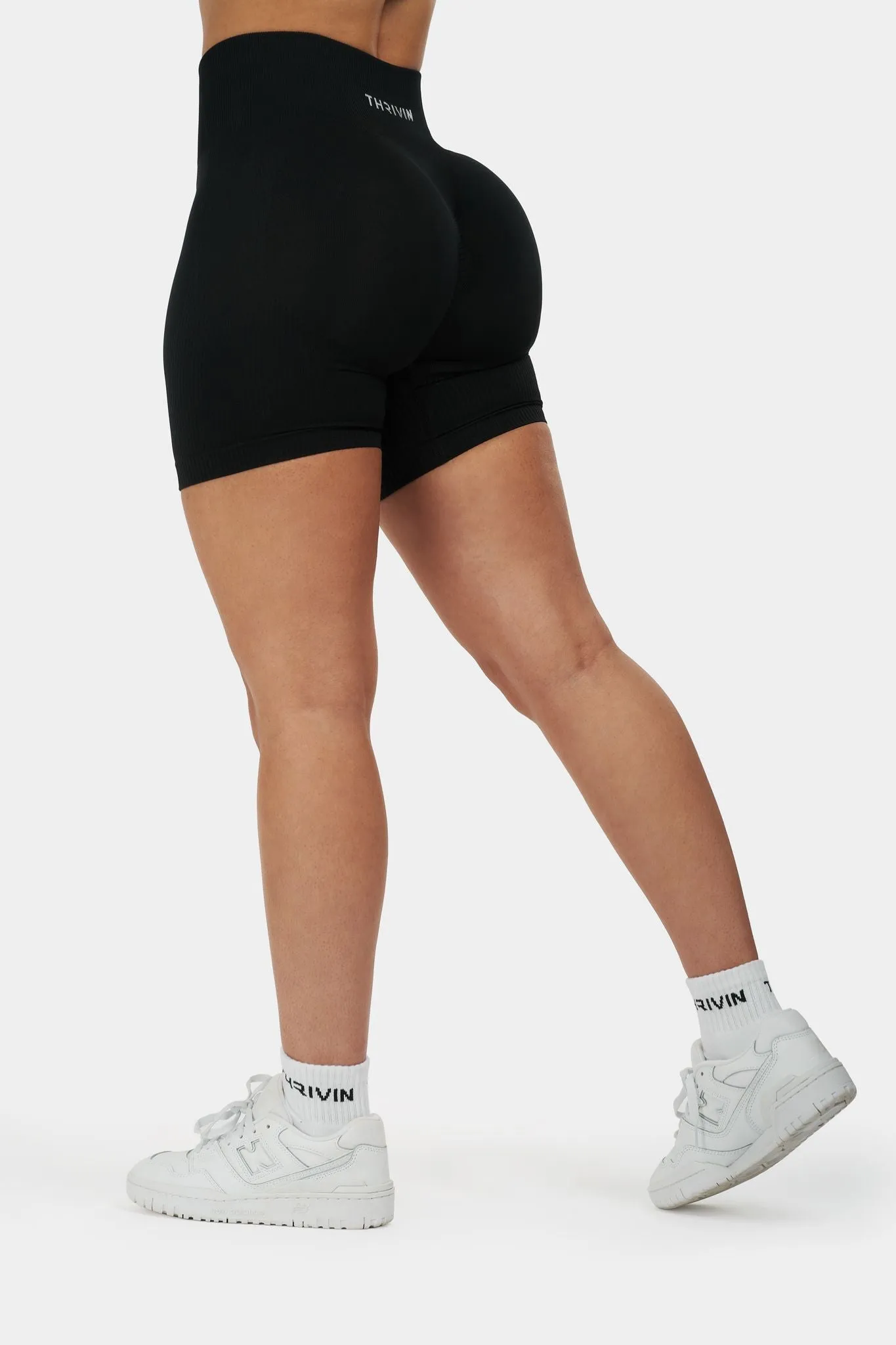 Arise - Seamless Sculpt Ribbed Contour Shorts - Pure Black