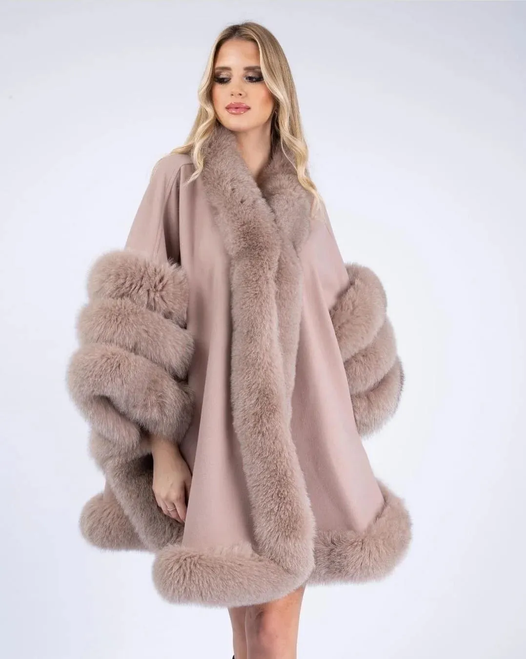 Mauve Pink Cashmere Wool Scarf with Fox Fur Trim