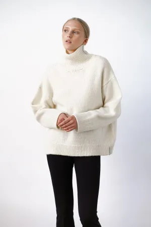 Oma Knitted Turtleneck Ivory